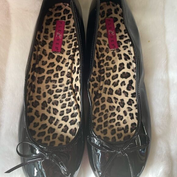 NWOB Pleaser Anna-01 black flats ballerina shoes with bow accent round t… - Picture 3 of 11